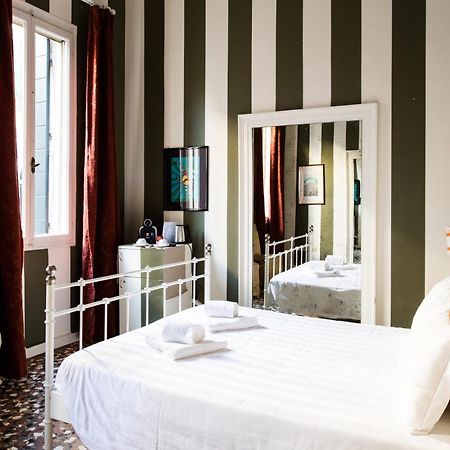 ヴェネツィア Palazzo Rosa Bed & Breakfast エクステリア 写真