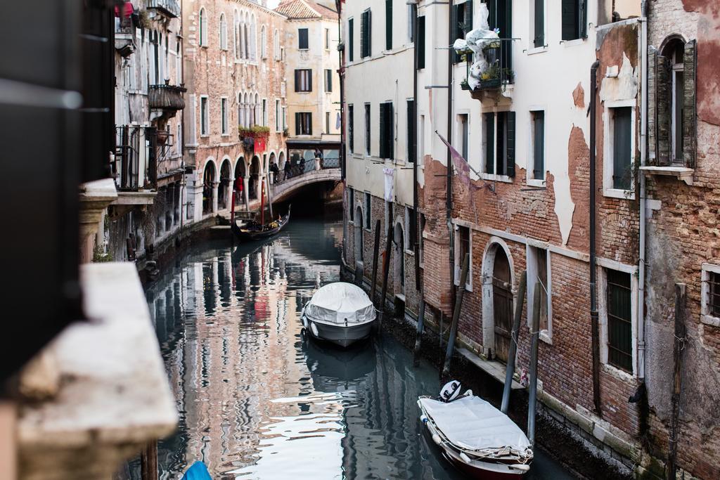 ヴェネツィア Palazzo Rosa Bed & Breakfast エクステリア 写真